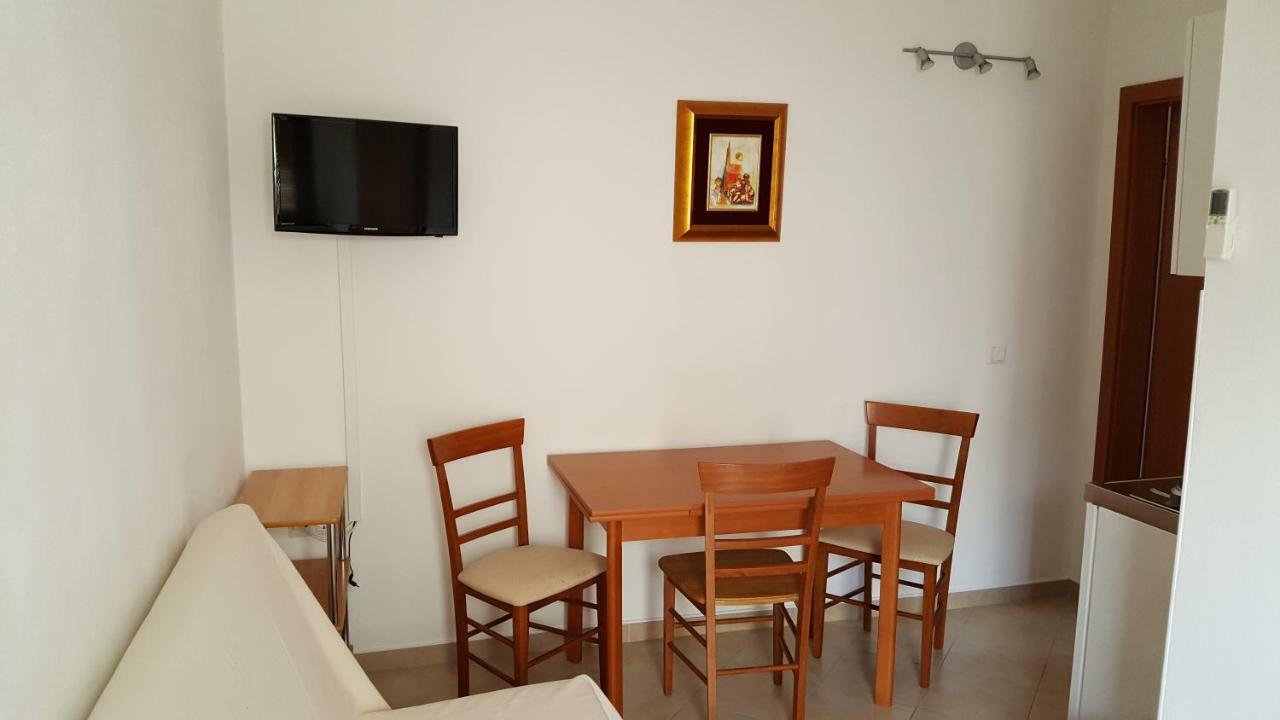 Apartmani M&M Biograd Na Moru Exterior photo