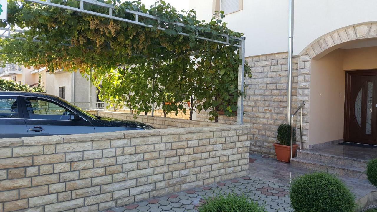 Apartmani M&M Biograd Na Moru Exterior photo